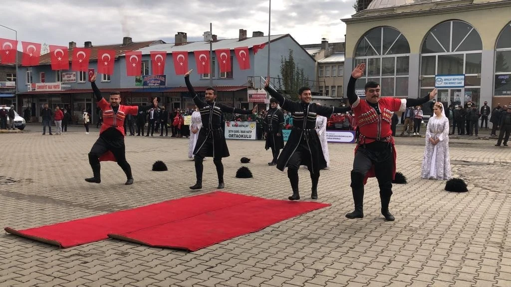 Arpaçay'ın düşman işgalinden kurtuluşunun 101. yılına ait kutlamalardan