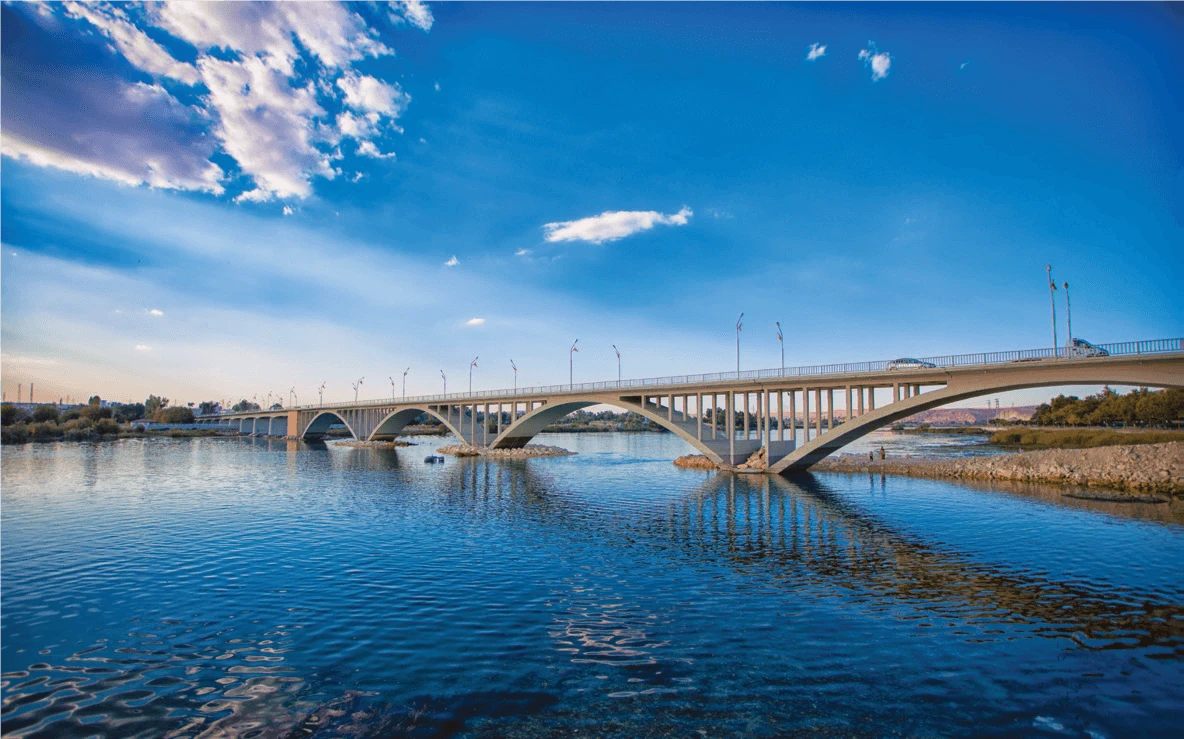 Şanlıurfa ve Gaziantep'i birbirine bağlayan Birecik Köprüsü